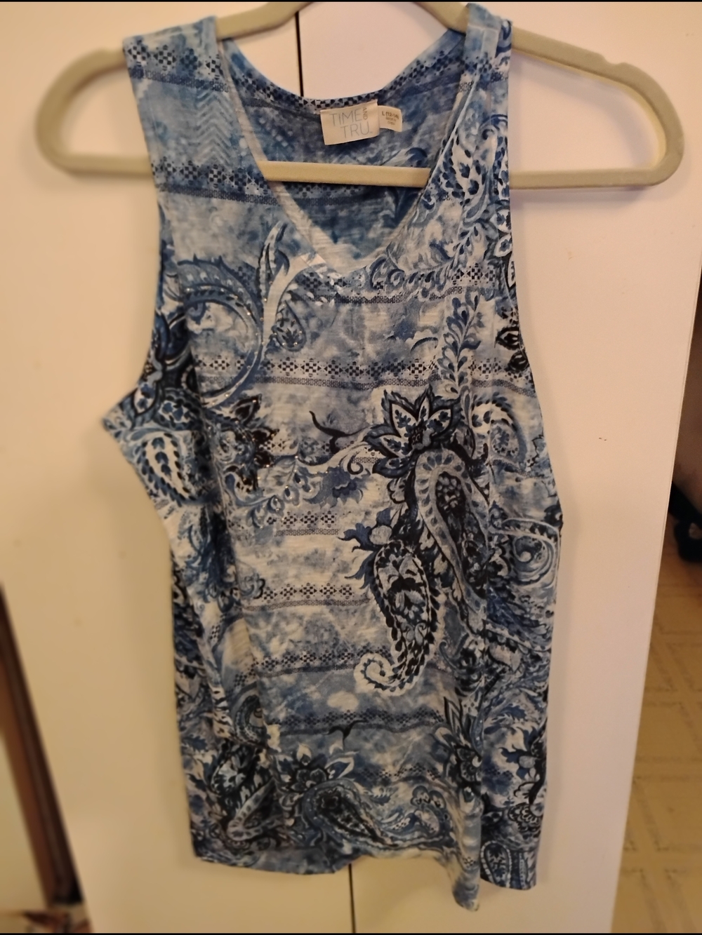 Time and Tru Blue Paisley Print Tank Top